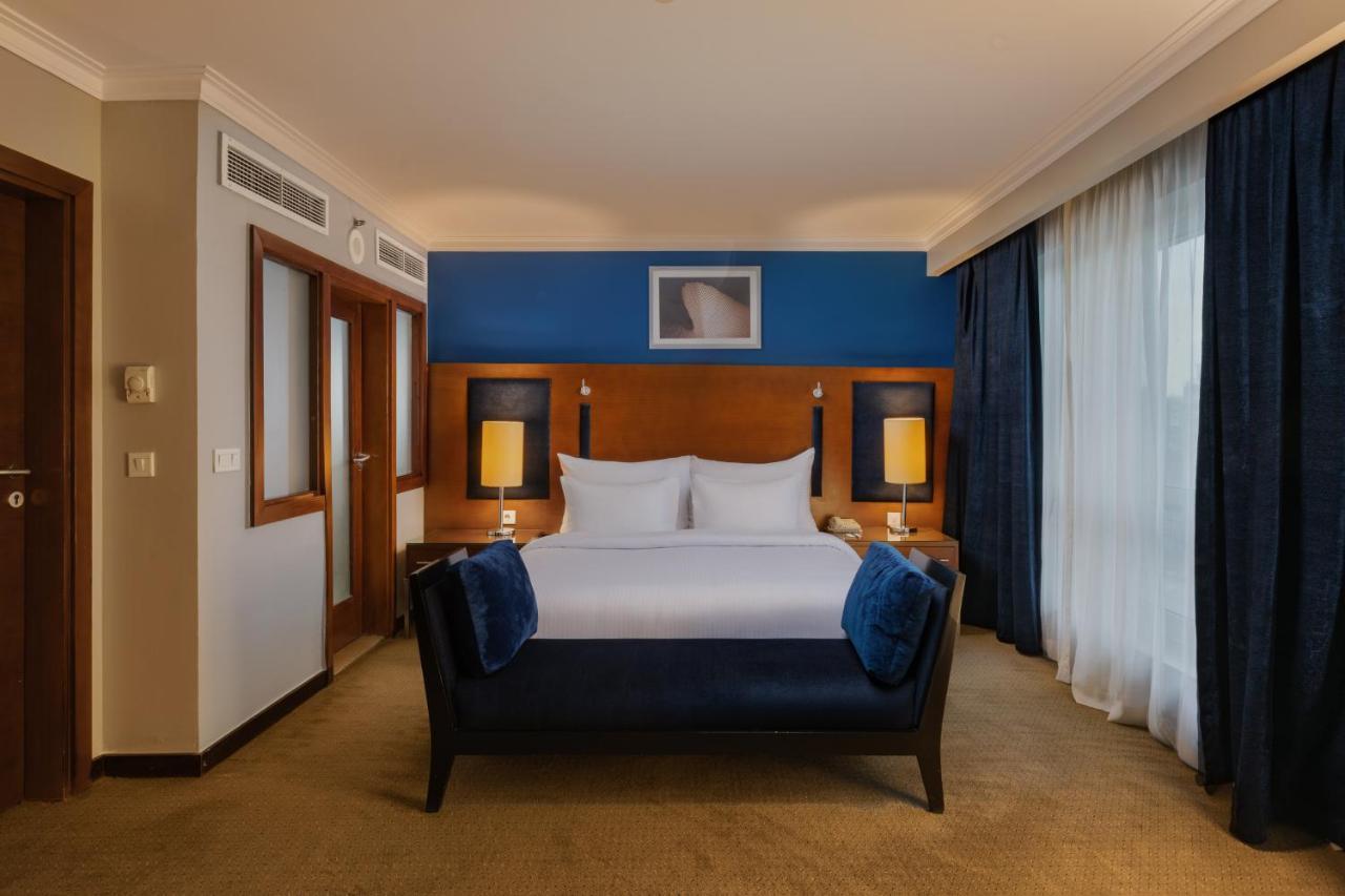 Radisson Blu Hotel, Cairo Heliopolis Esterno foto